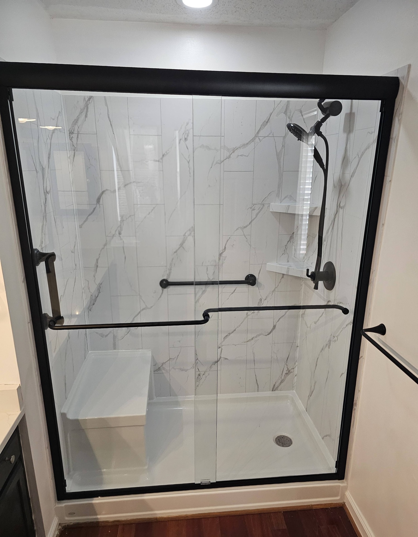 Finished Shower – DHM Construction Inc.